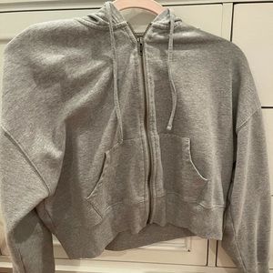 gray cropped sweatshirt